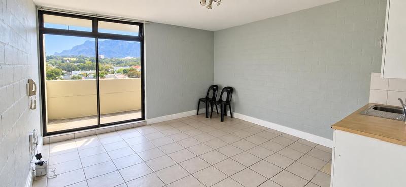 To Let 1 Bedroom Property for Rent in Wynberg Western Cape